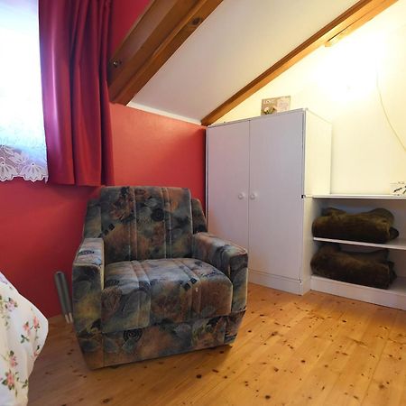 Brisevo Villa Tinov Dvor מראה חיצוני תמונה