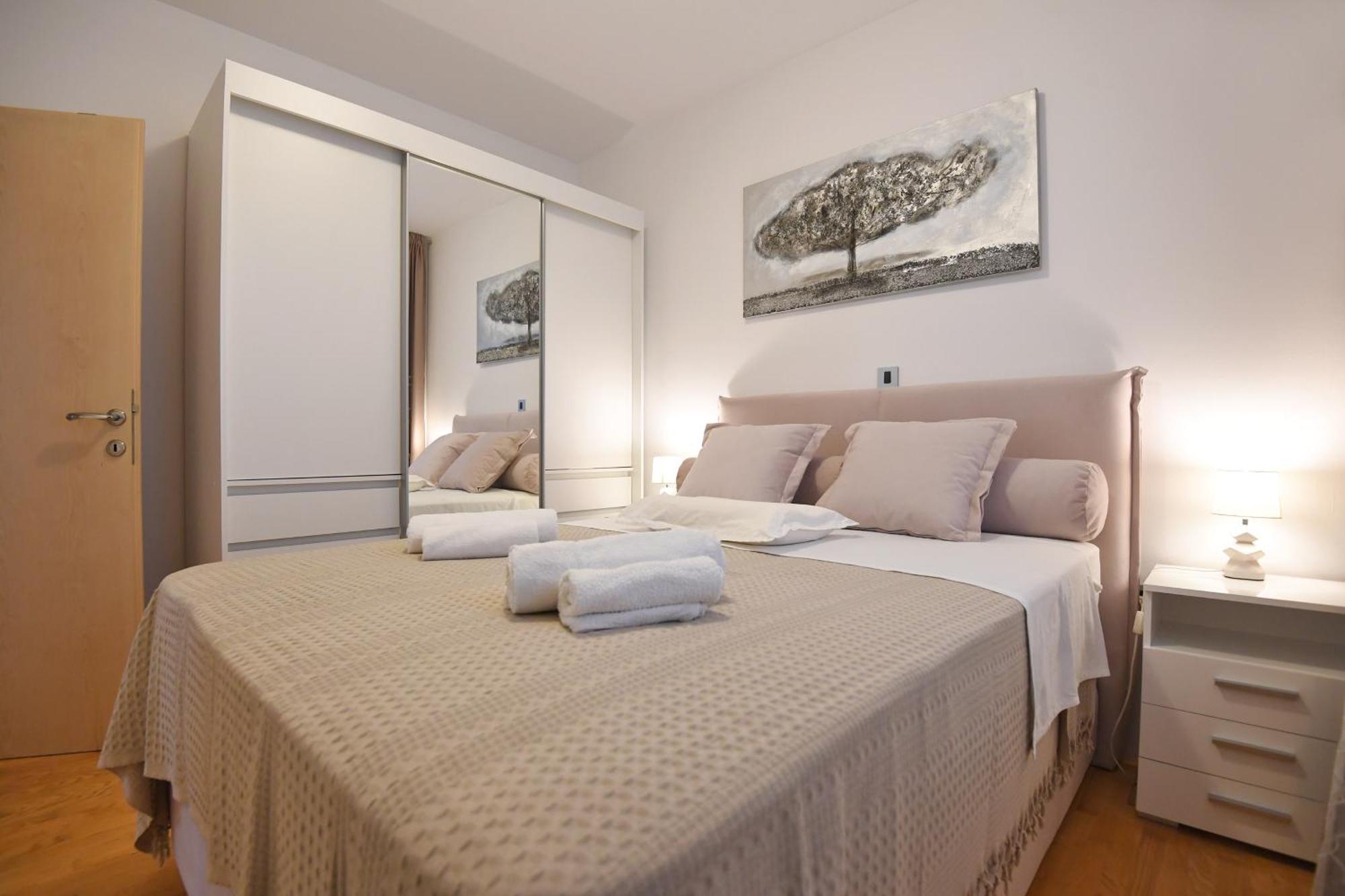 Brisevo Villa Tinov Dvor מראה חיצוני תמונה